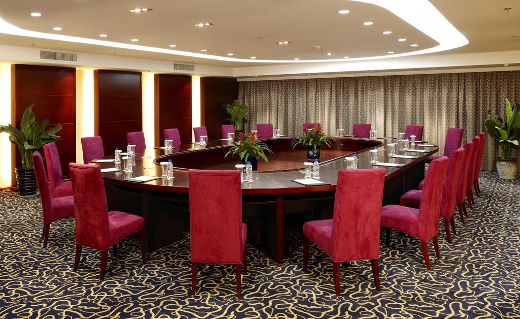Shenyang Rich Gate Hotel ภายนอก รูปภาพ